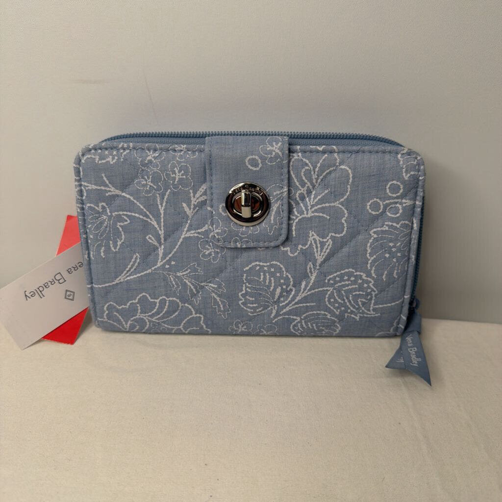 Vera Bradley Wallet Turnlock Light Chambray