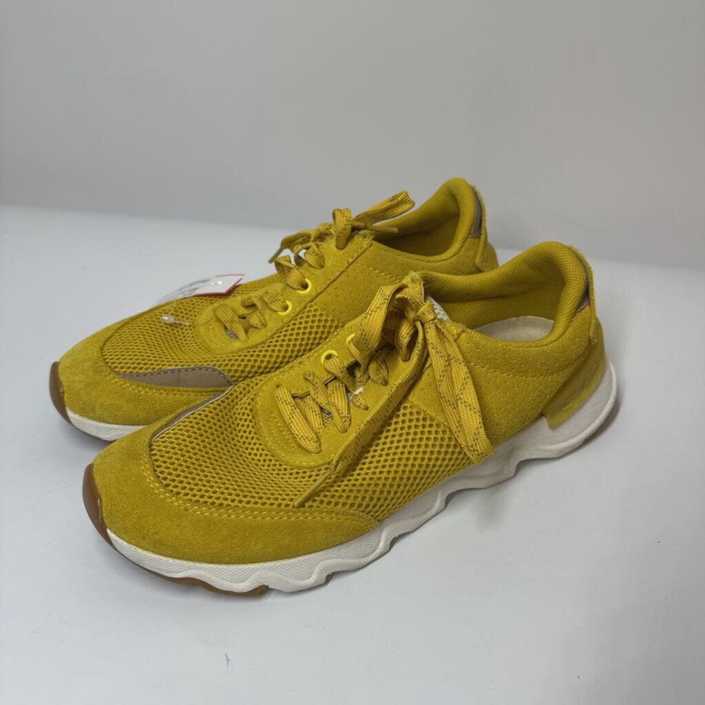 Sorel Shoes 9.5 Yellow