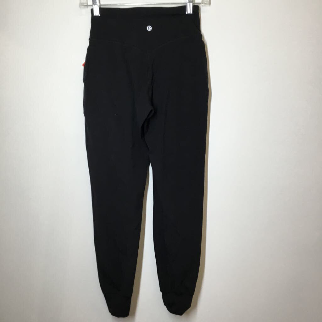 Lululemon Athletic Bottoms 4/S Black