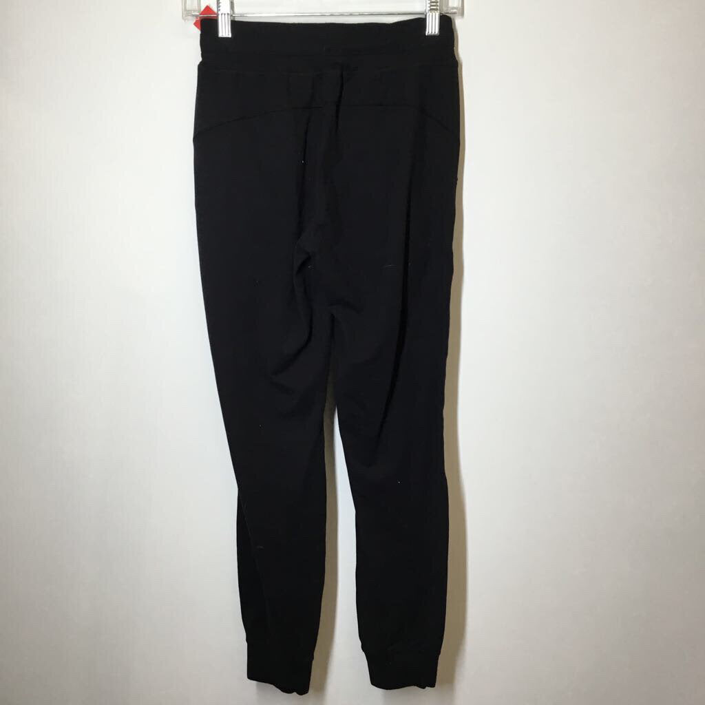 Lululemon Athletic Bottoms 4/S Black