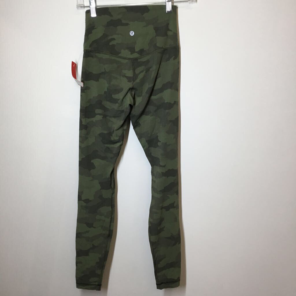 Lululemon Athletic Bottoms 4/S Green Camo