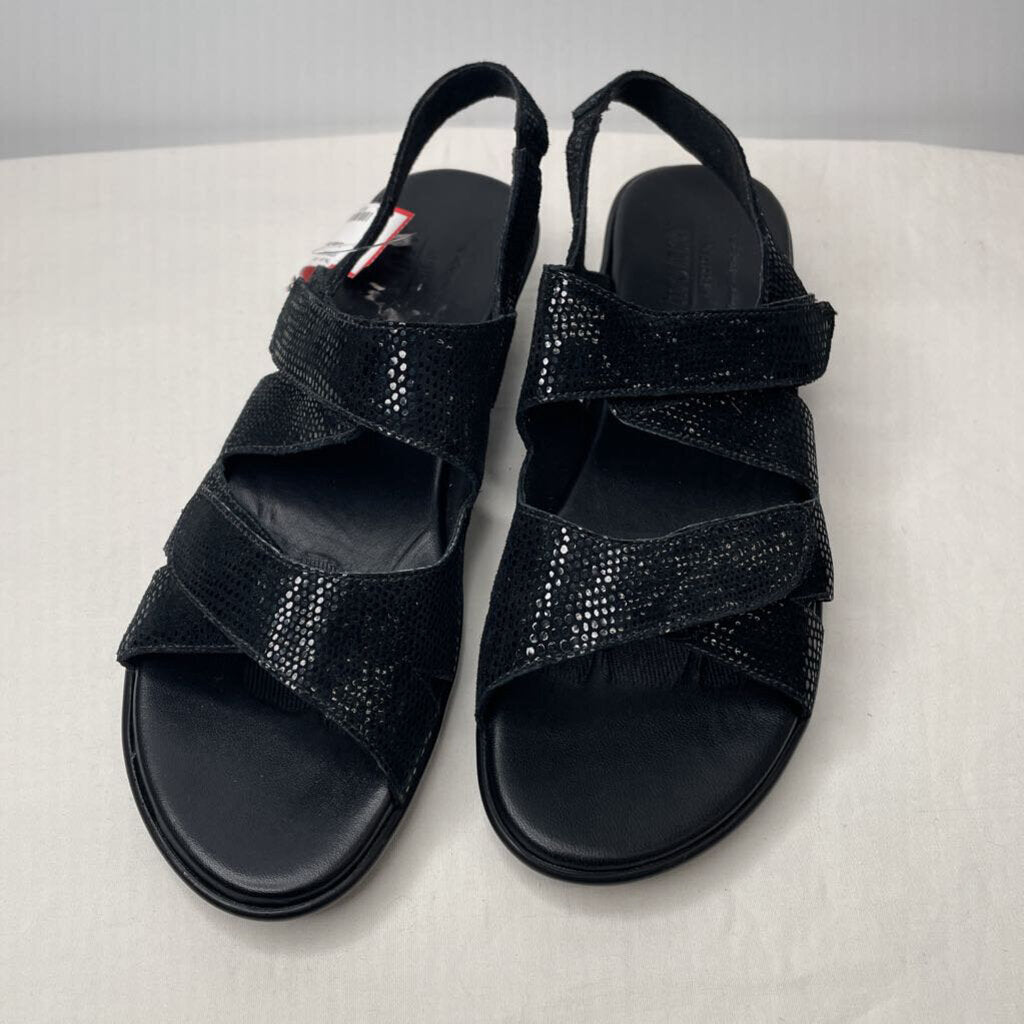 Munro Sandals 8 Black