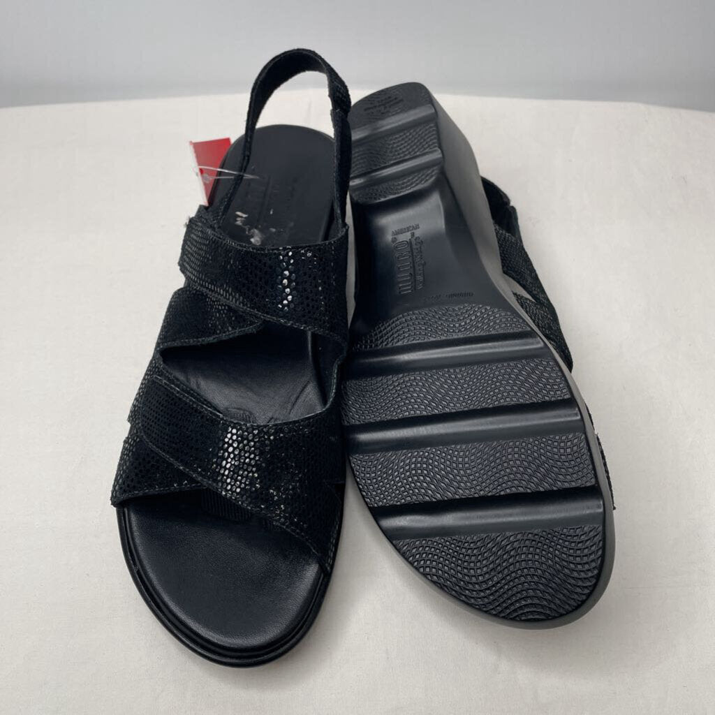 Munro Sandals 8 Black