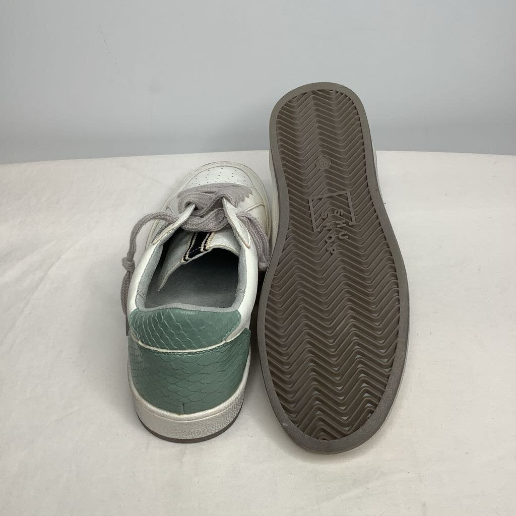 Shoes 8.5 Cream/Mint/Gray