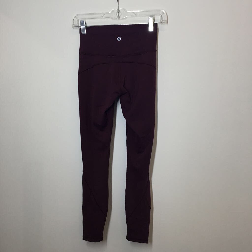 Lululemon Athletic Bottoms 4/S Marroon