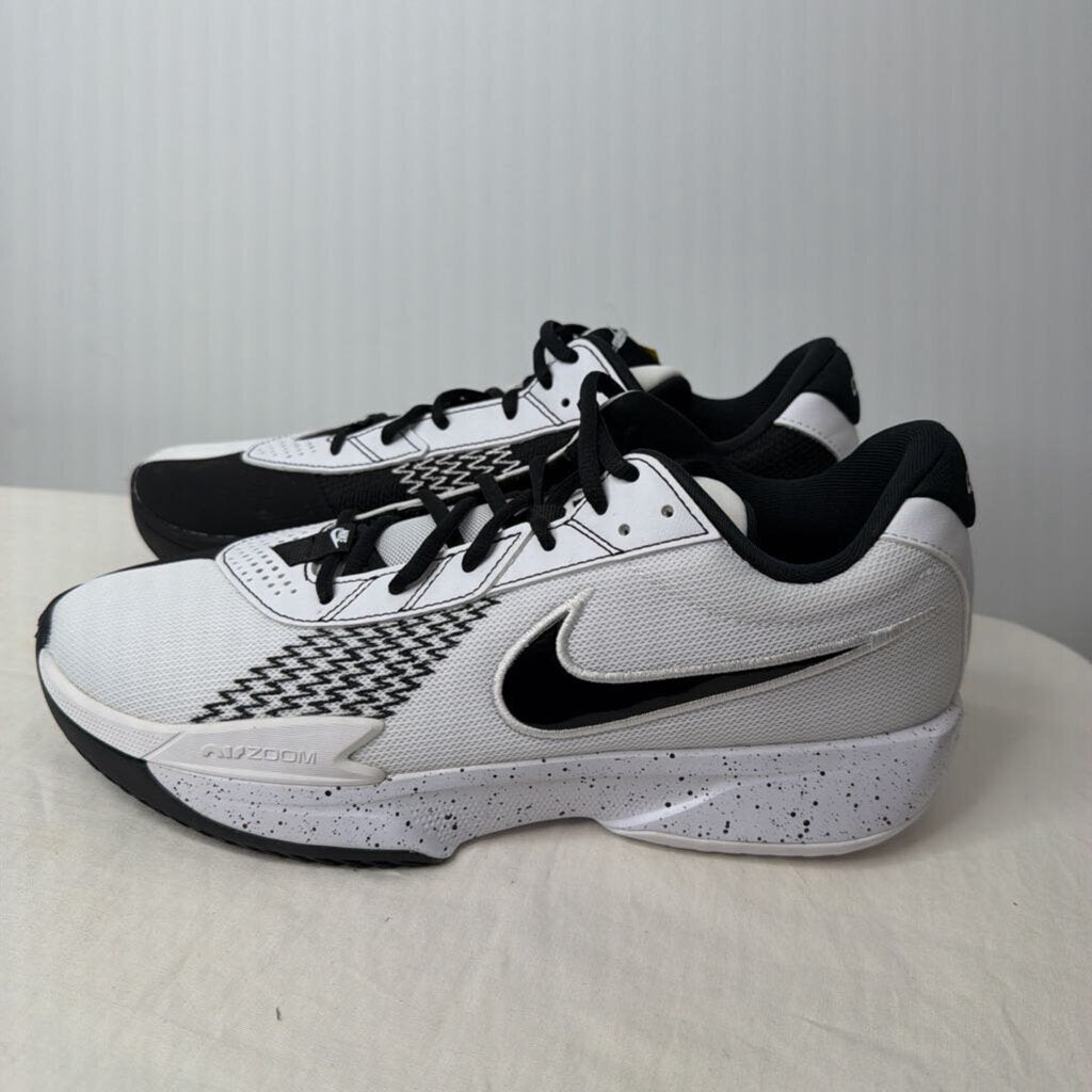 Nike Shoes Men's 10.5 White/Black