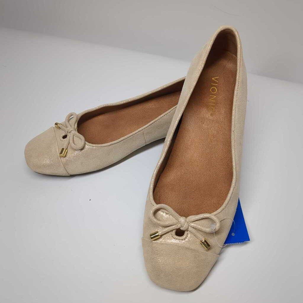 Vionic Shoes 8 Gold