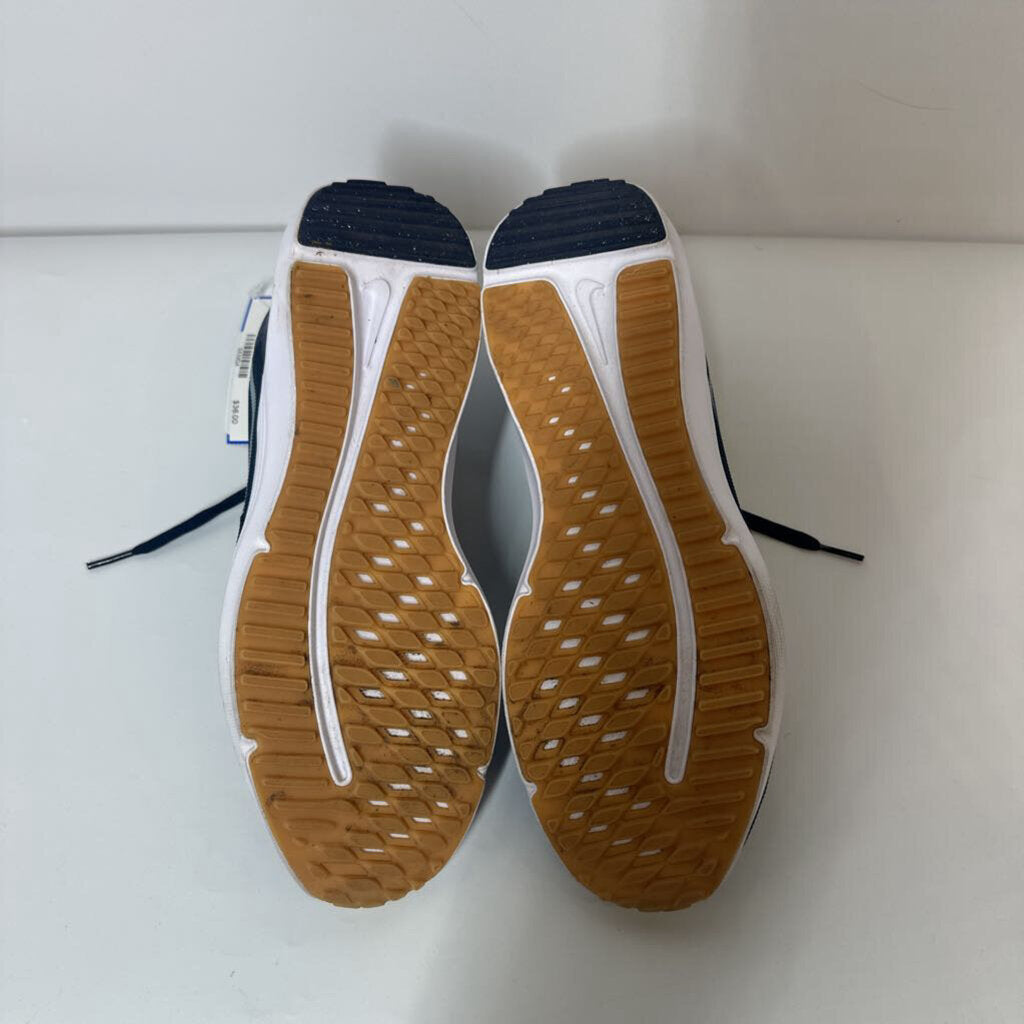Nike Shoes 8 Navy/White
