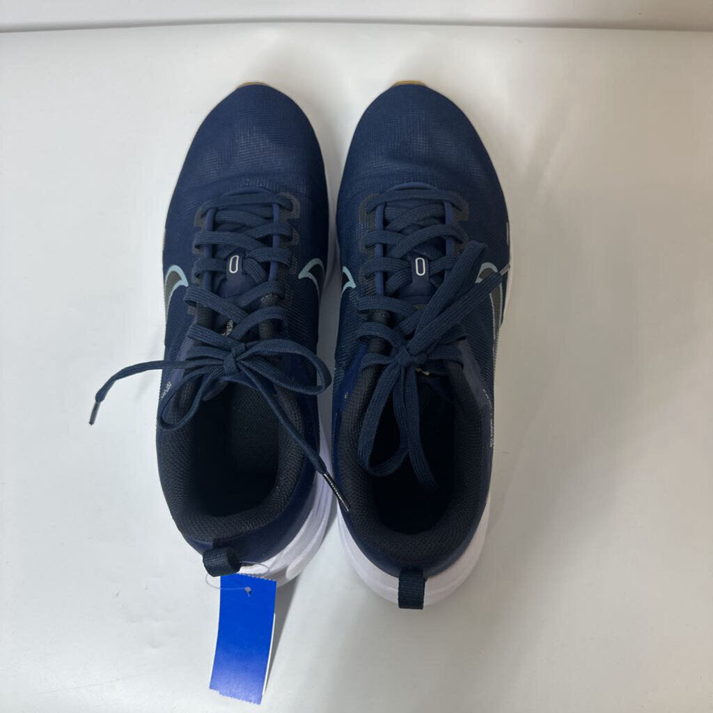 Nike Shoes 8 Navy/White
