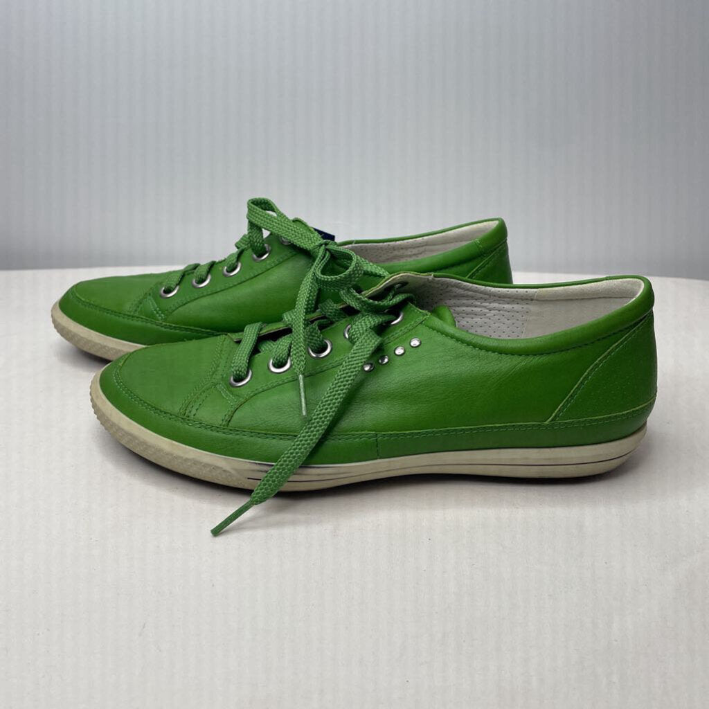 Ecco Shoes 8.5 Green