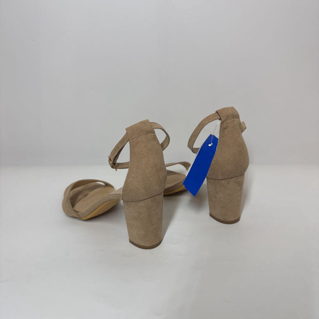 Amazon Shoes 7 Beige