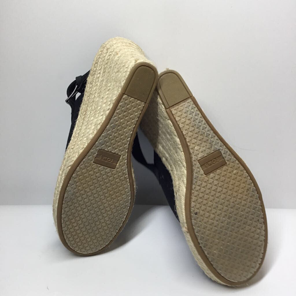 Toms Shoes 8.5 Black