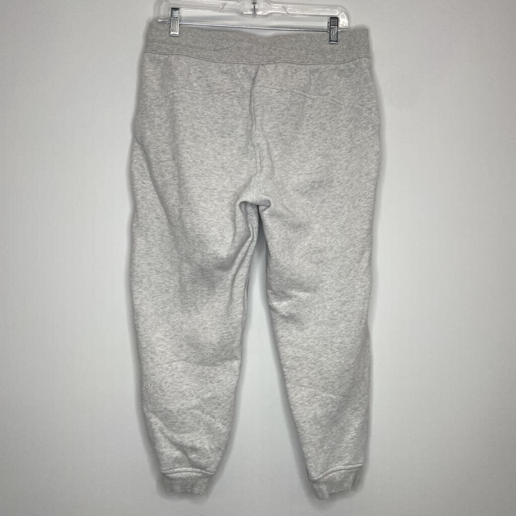 Lululemon Athletic Bottoms M(10) Gray