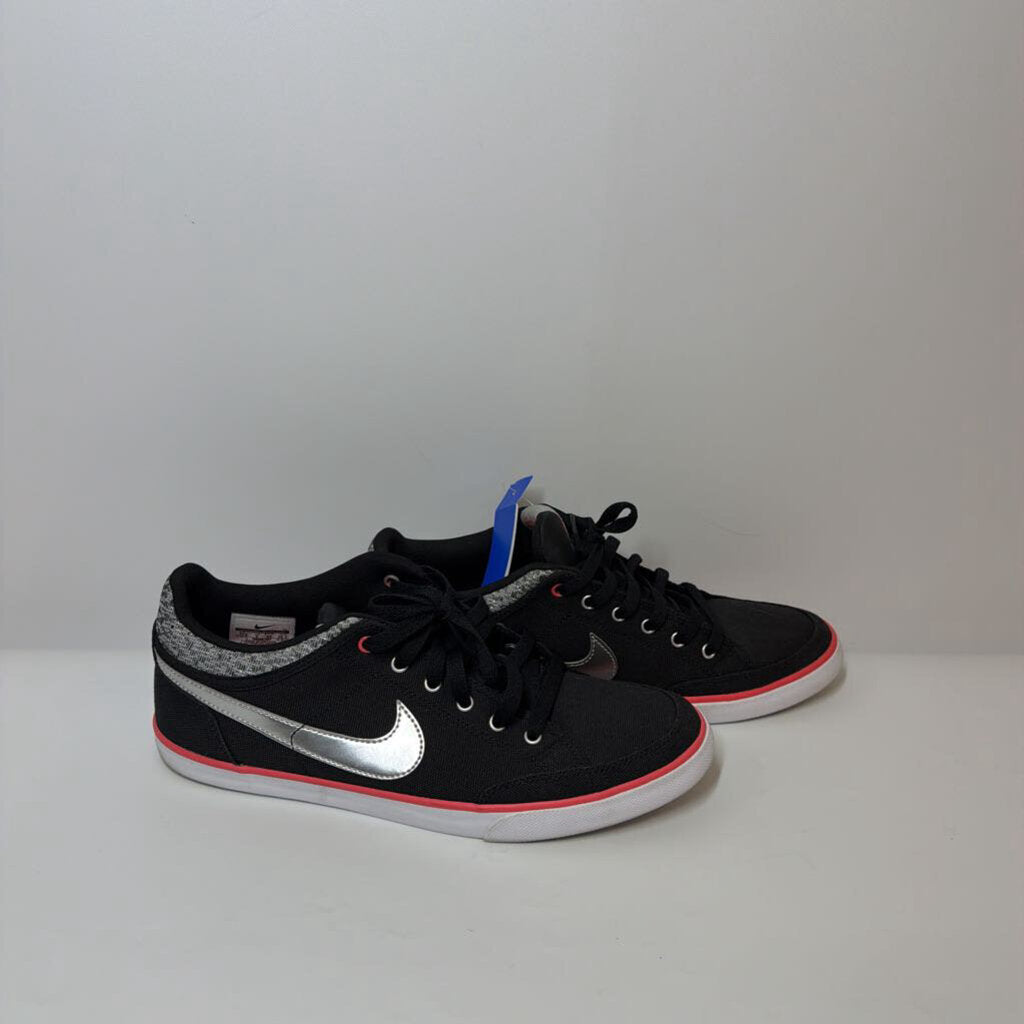 Nike Shoes 11.5 Black/red