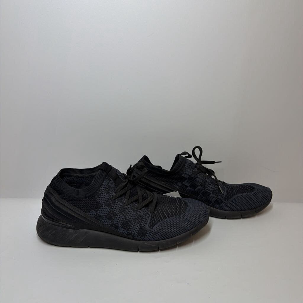 Louis Vuitton LUXURY Men's 10 Black