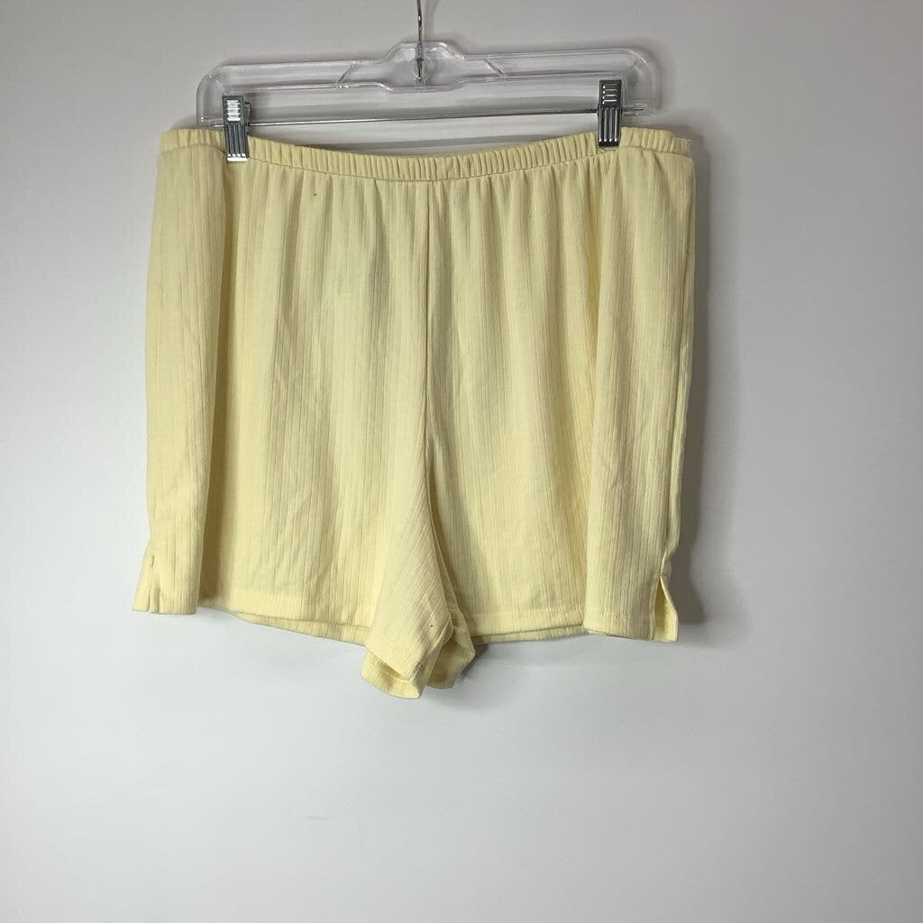 Abercrombie & Fitch Shorts L Butter Yellow