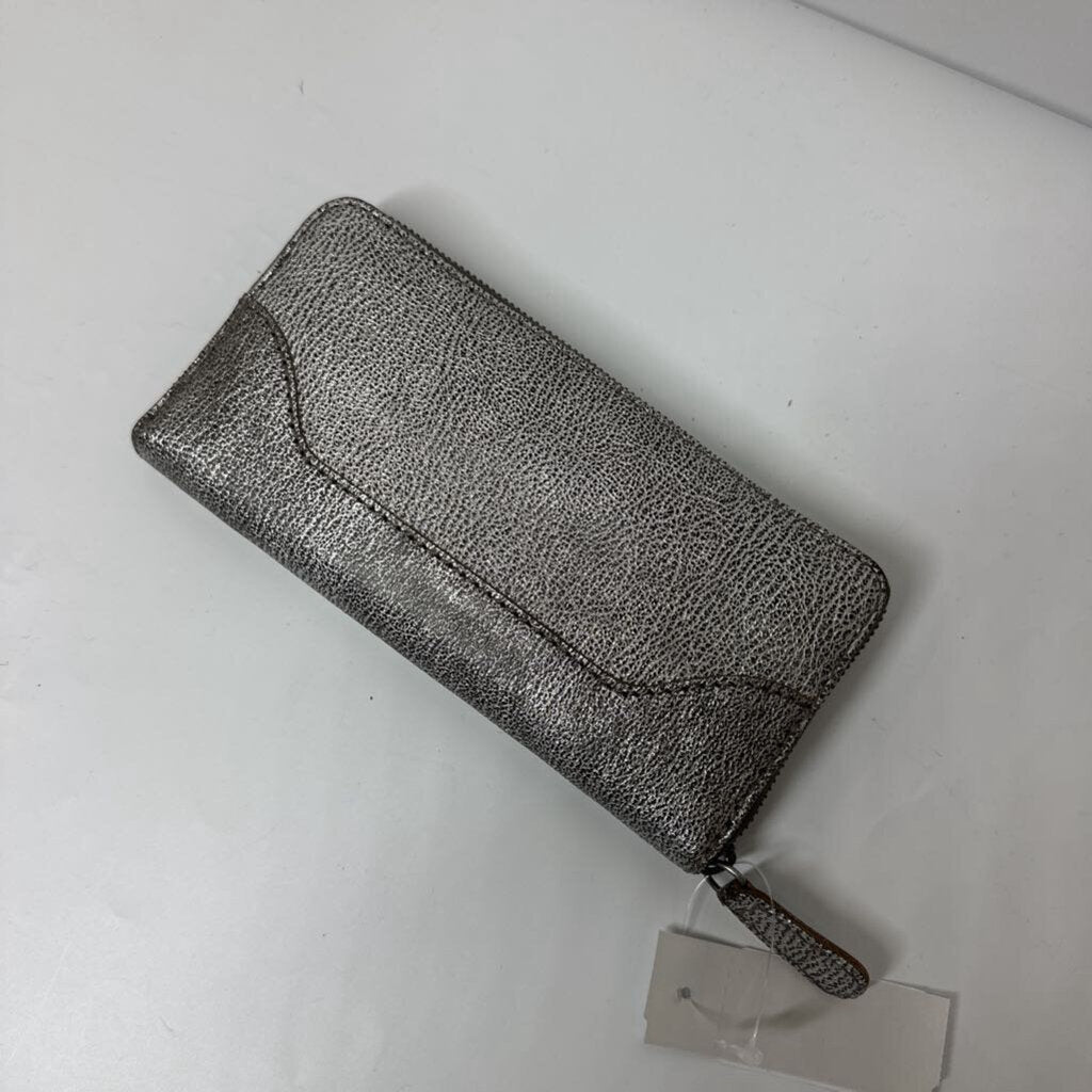 Frye Wallet Silver
