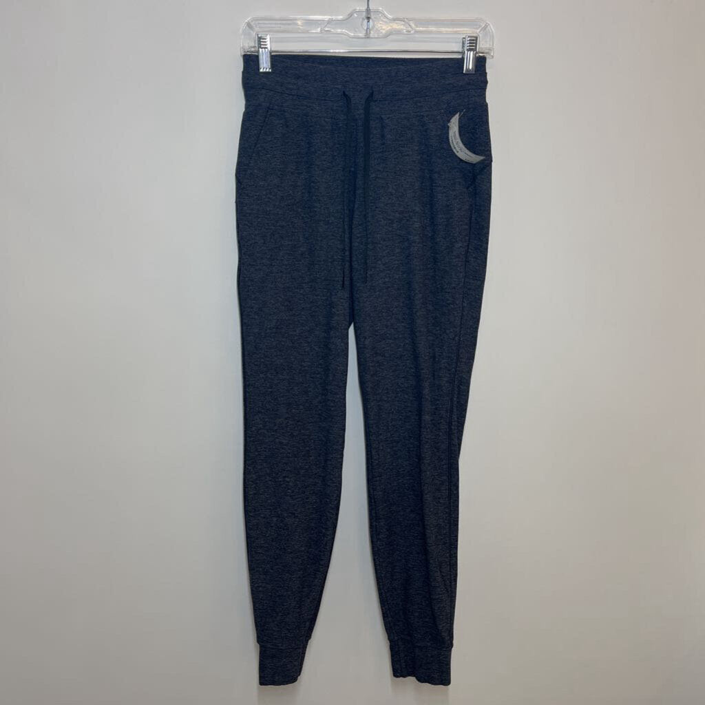 Lululemon Athletic Bottoms 4/S Gray