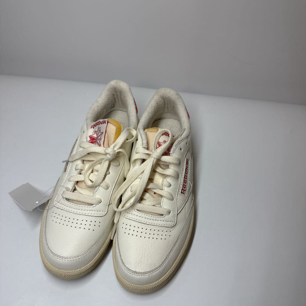 Reebok Shoes 9.5 Cream