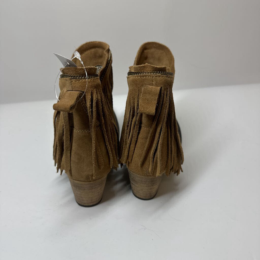 Dingo Boots 7.5 Brown