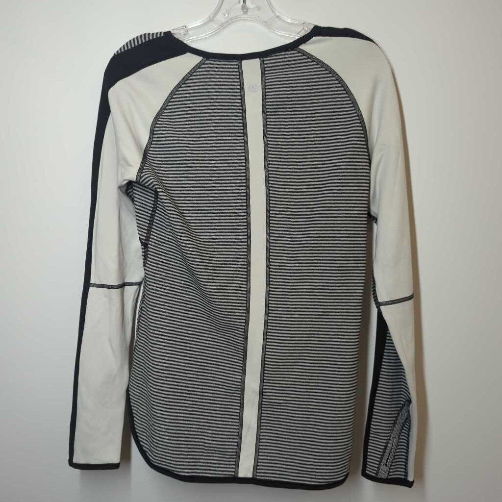 Lululemon Athletic Tops M B/W