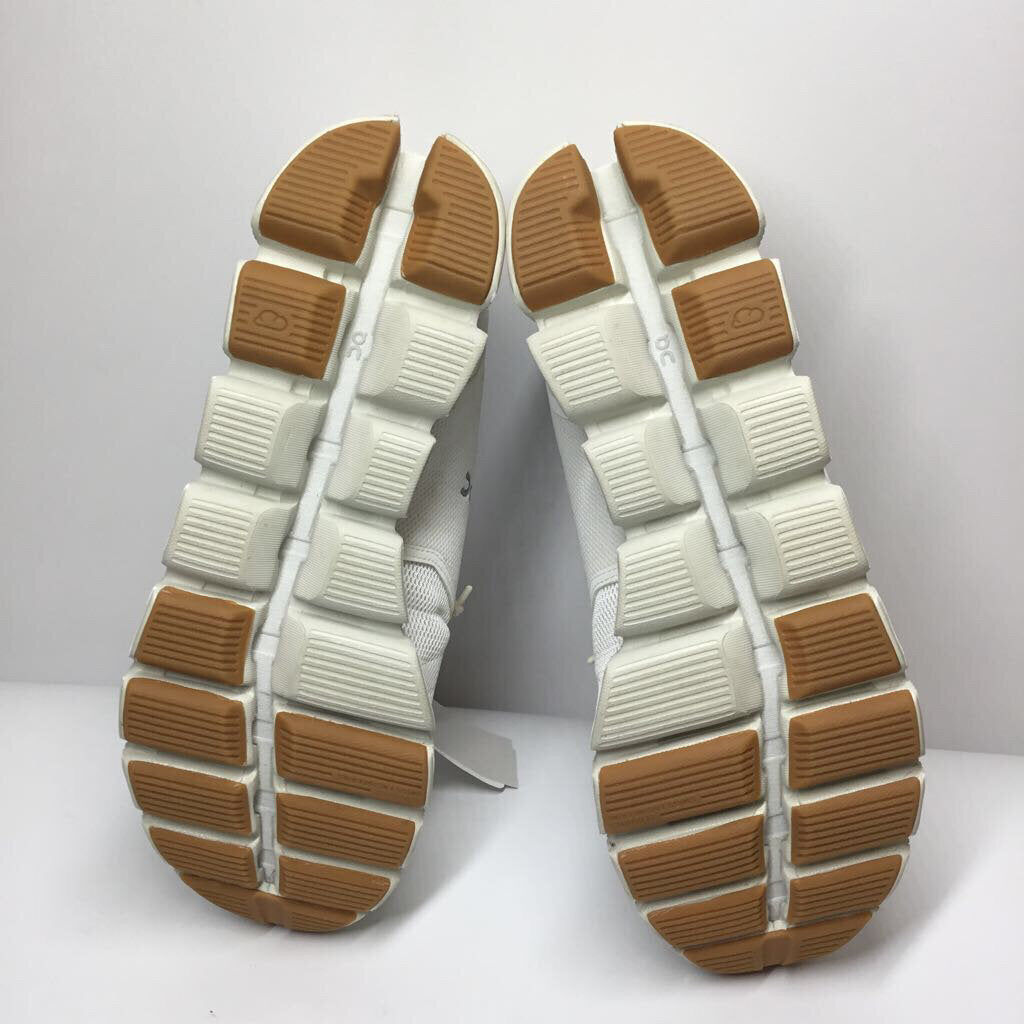 On Cloud Shoes 10.5 White/Cream