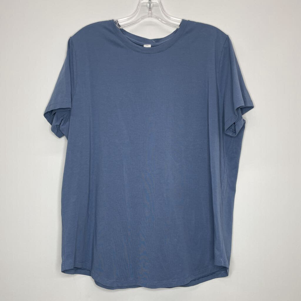 Lululemon Athletic Tops XL Blue