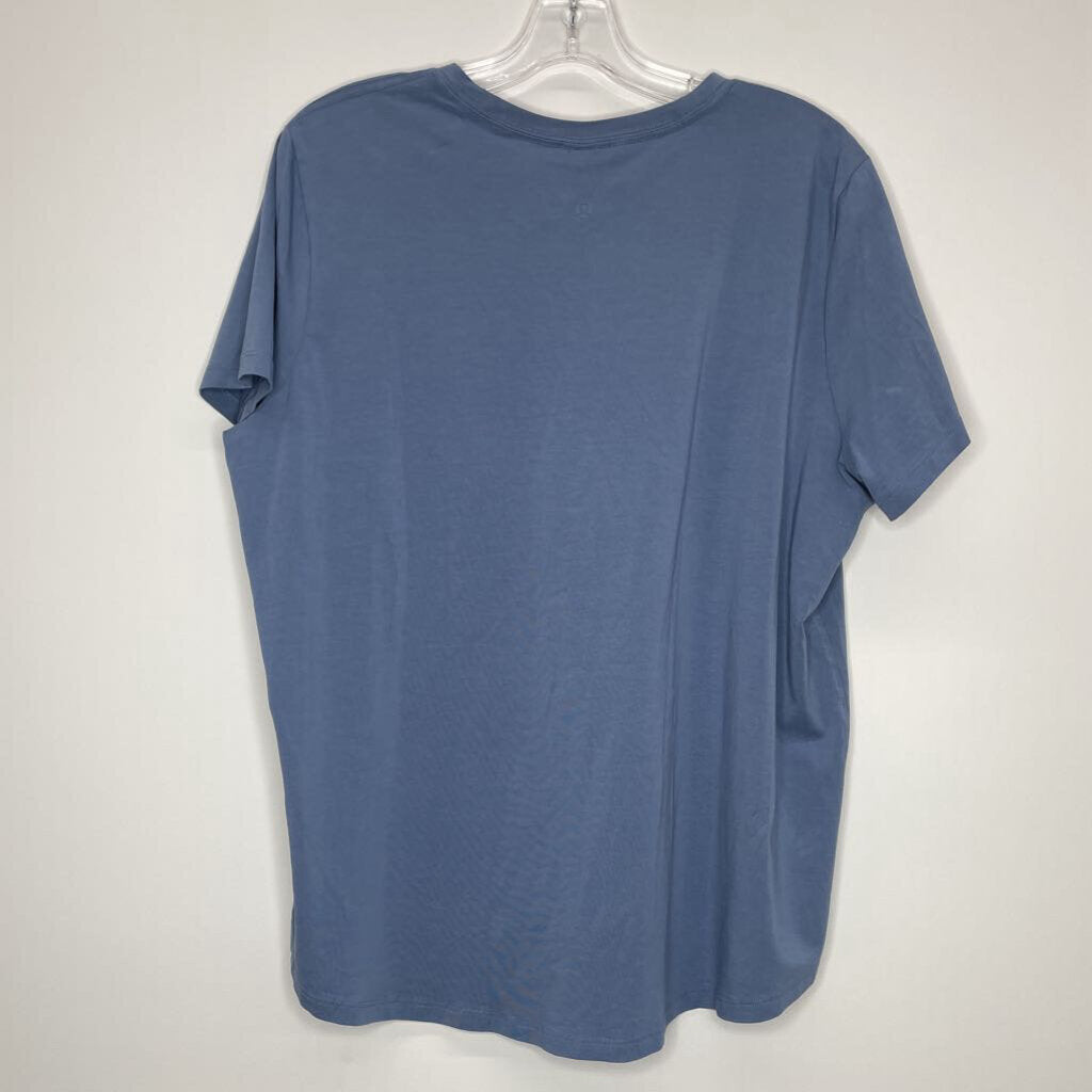 Lululemon Athletic Tops XL Blue