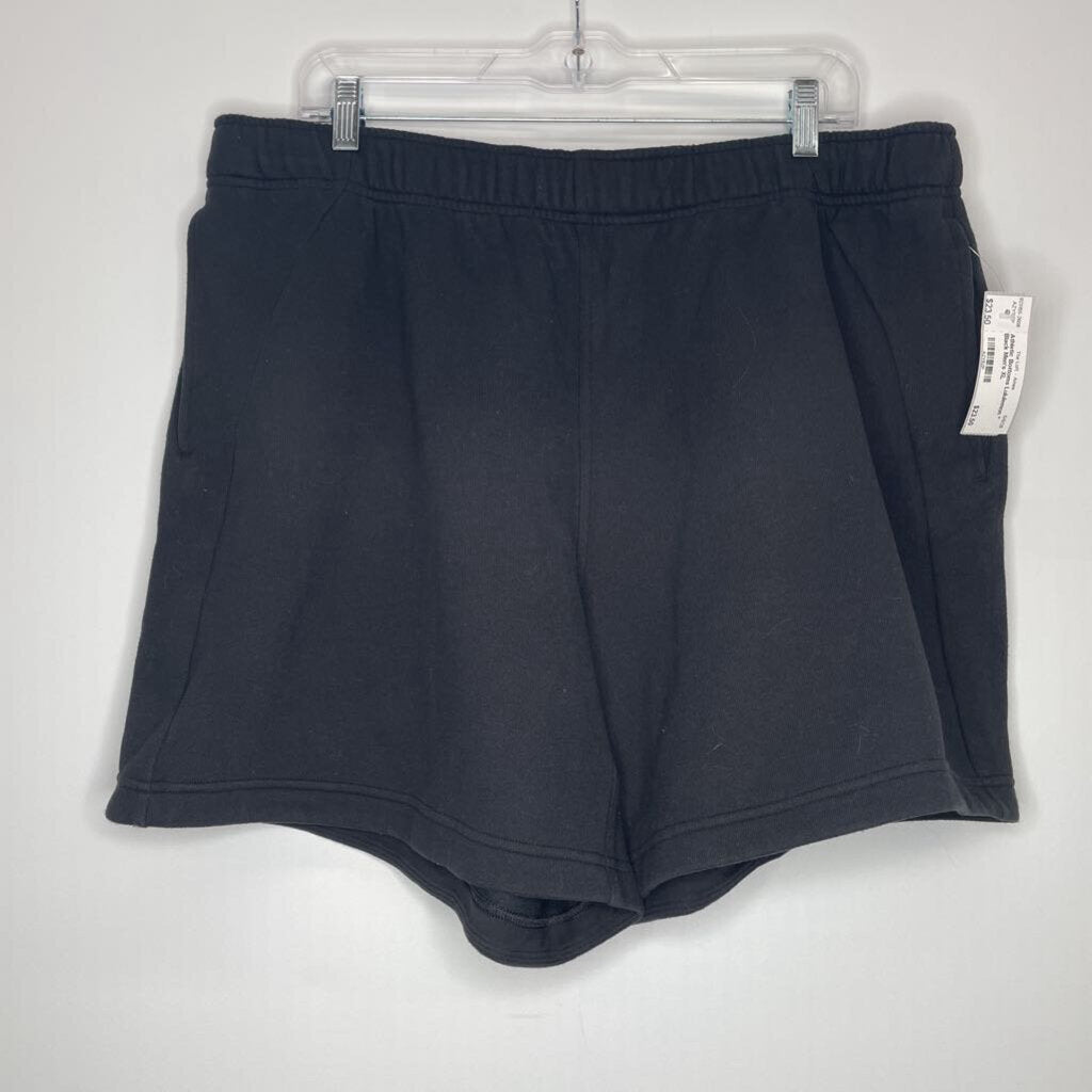Lululemon Athletic Bottoms Men's XL Black