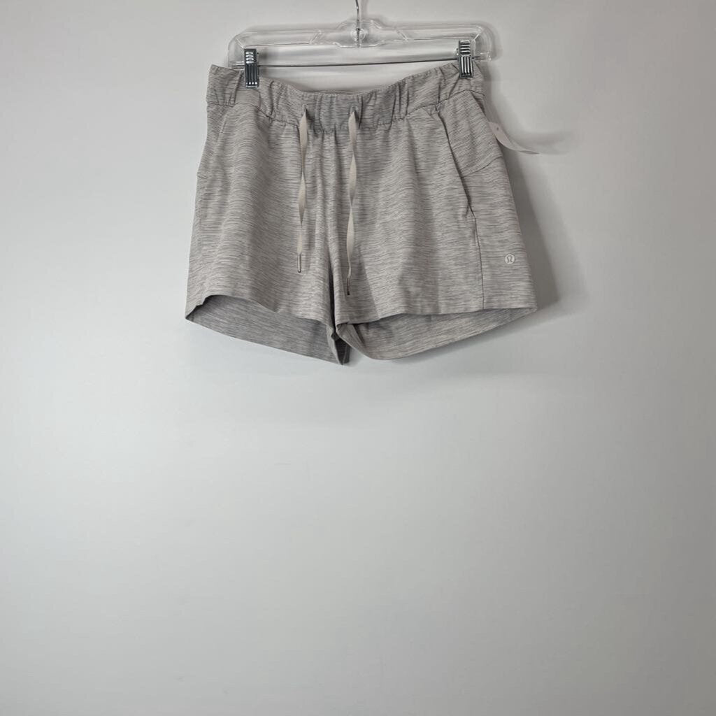Lululemon Athletic Bottoms 8 Gray