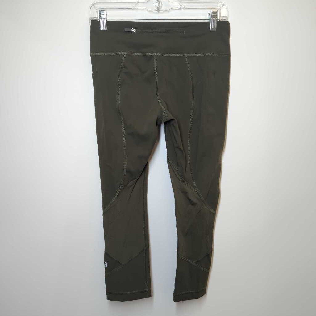 Lululemon Athletic Bottoms 6/S Green