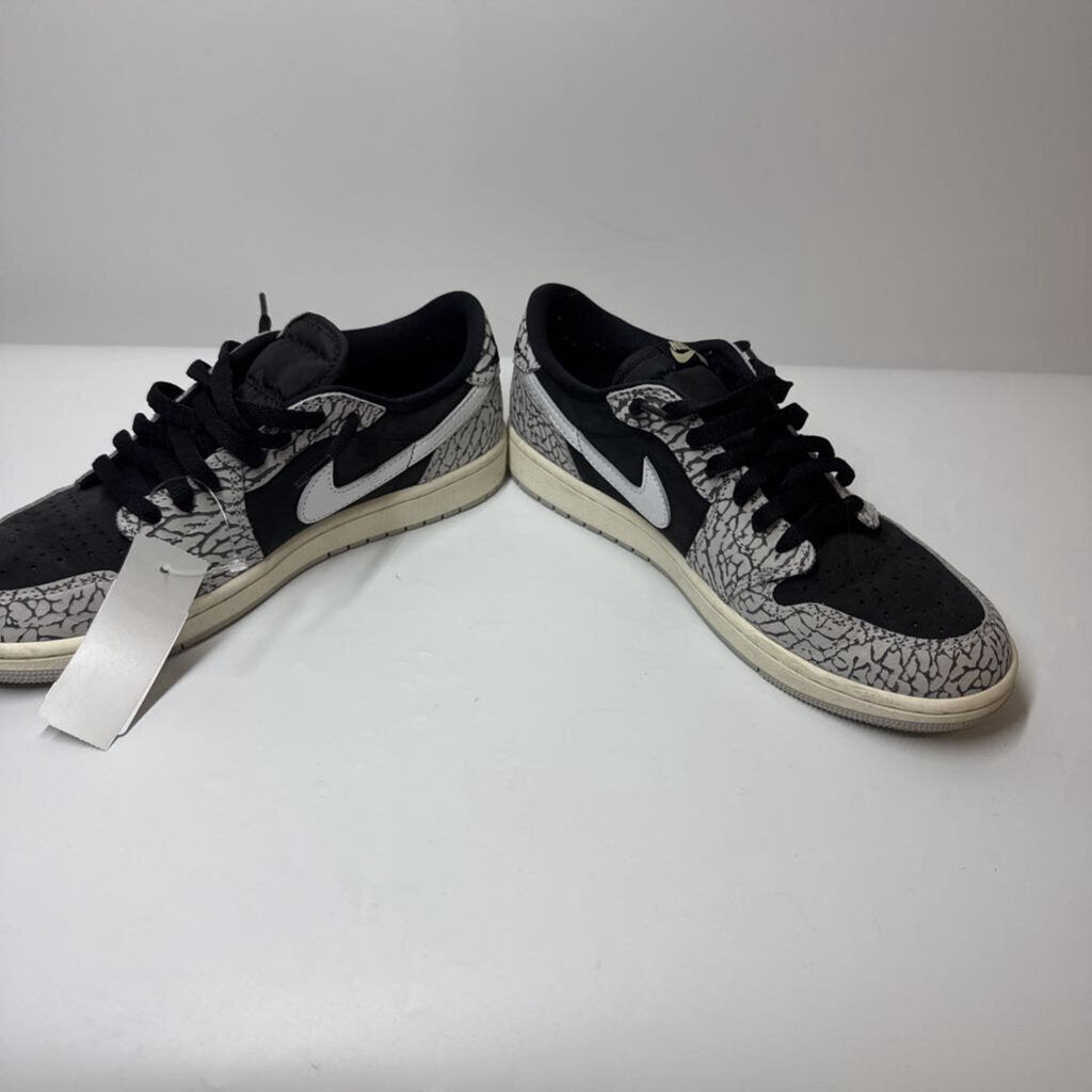 Nike Shoes 9M/11W White/Black