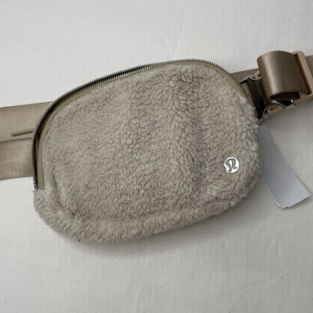 Lululemon Accessories Belt Bag Beige