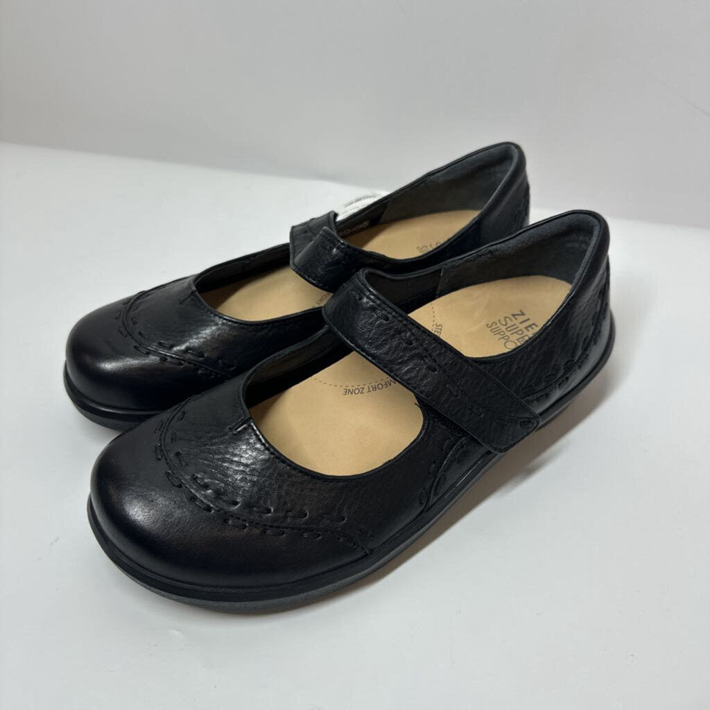 Shoes 7.5 Black
