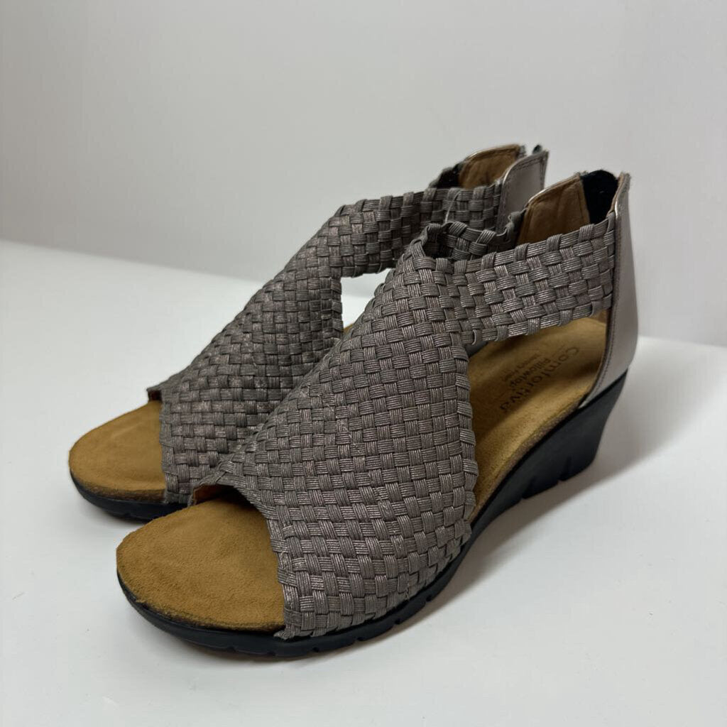 Comfortiva Shoes 8.5 Silver