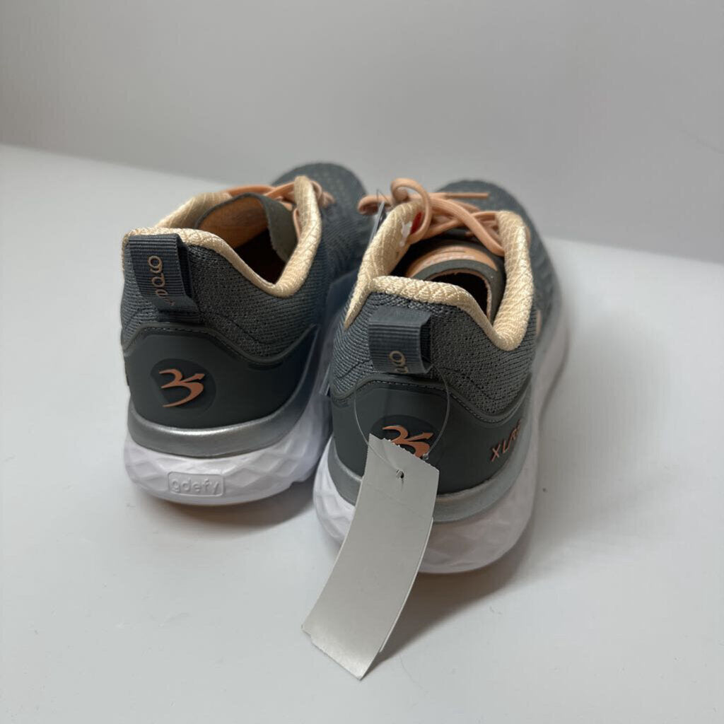 Shoes 8.5 Gray/Peach