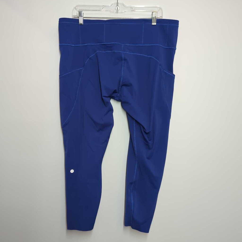 Lululemon Athletic Bottoms 18/XL Blue