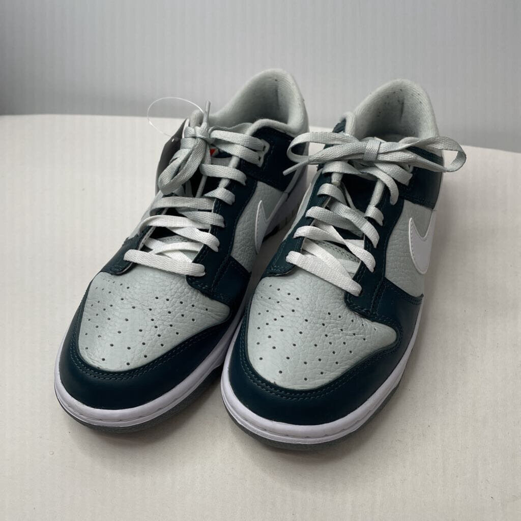 Nike Shoes Men's 8.5/Women's 10 Green/Mint