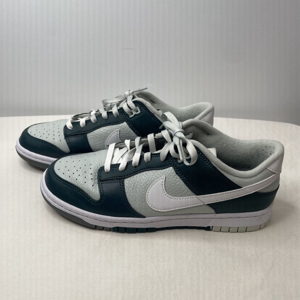 Nike Shoes Men's 8.5/Women's 10 Green/Mint