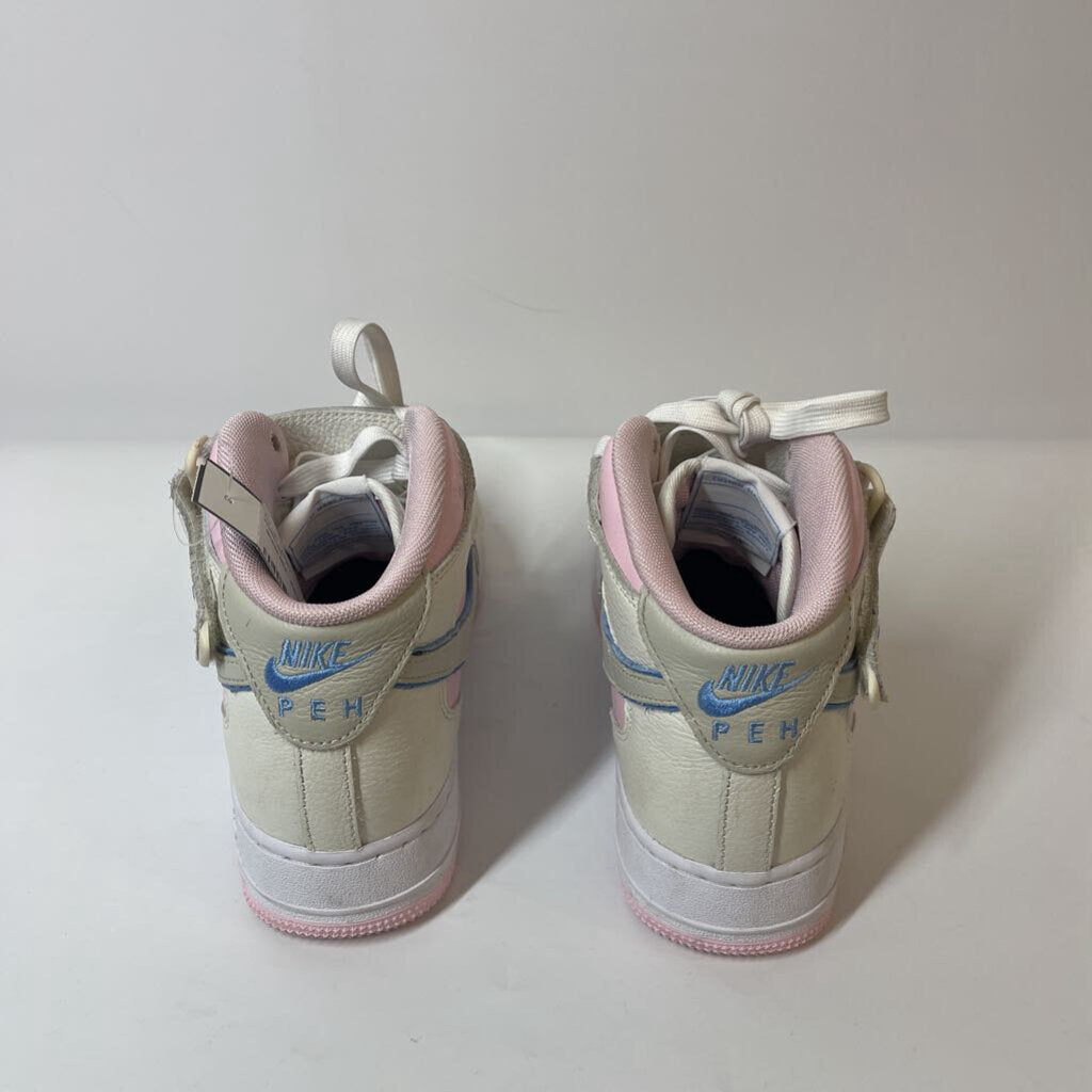 Nike Shoes 8.5 Pink/Cream