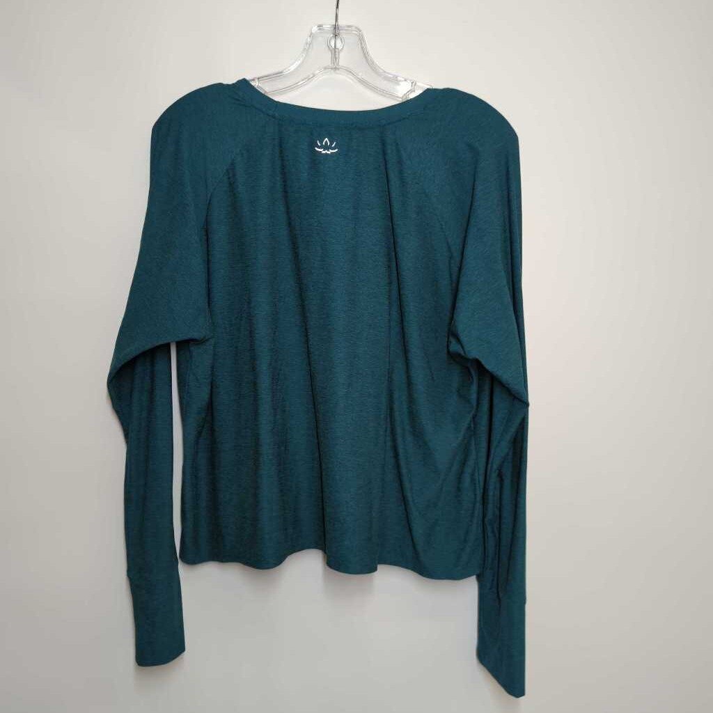 Beyond Yoga Athletic Tops L Green