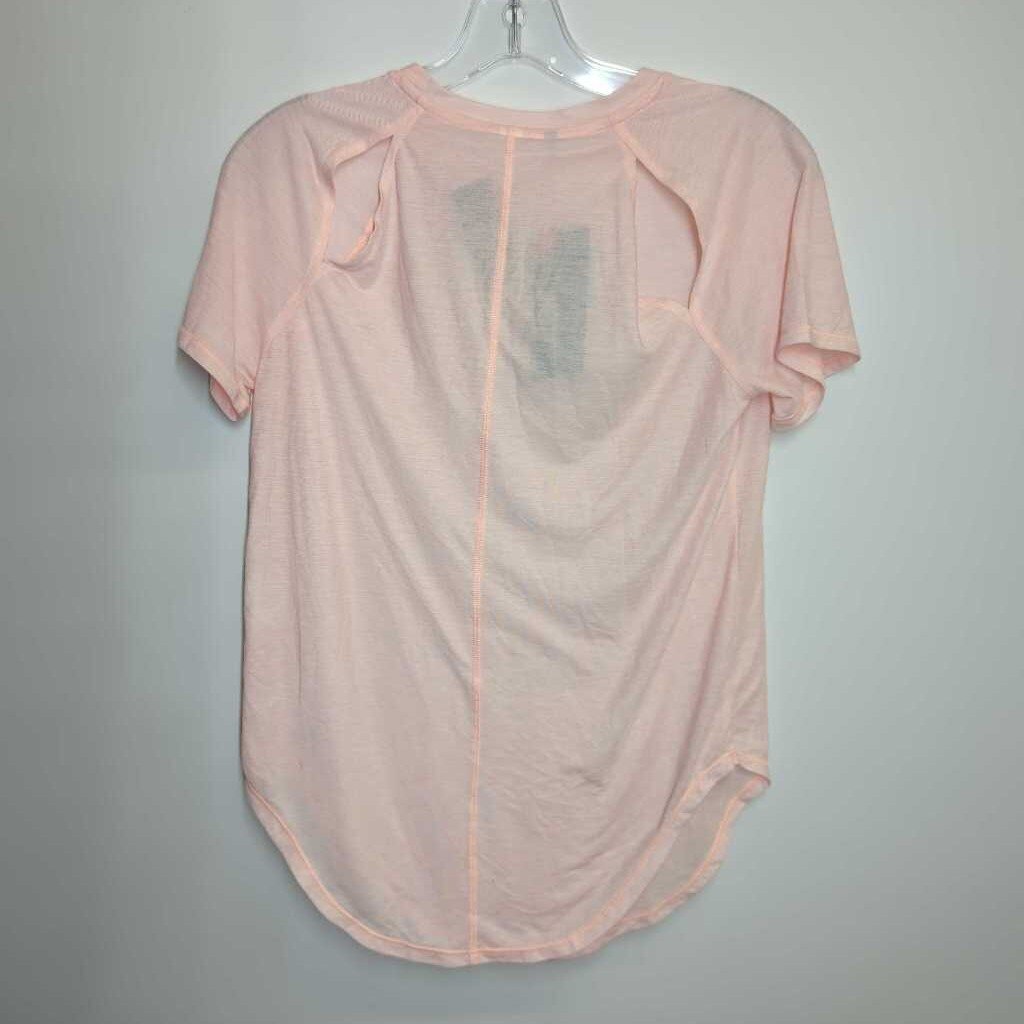 Under Armour Athletic Tops S Pink