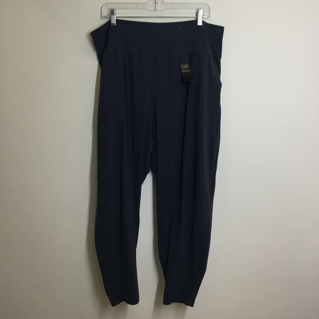 Old Navy Athletic Bottoms XL Blue