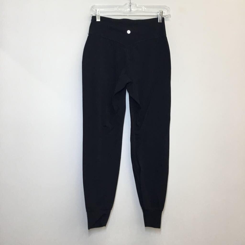 Lululemon Athletic Bottoms 4/S Black