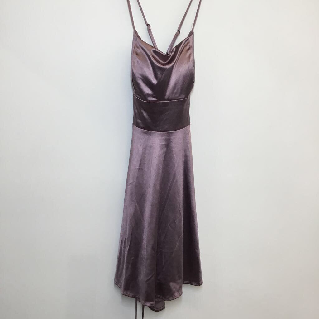 Windsor Homecoming Dress M Purple