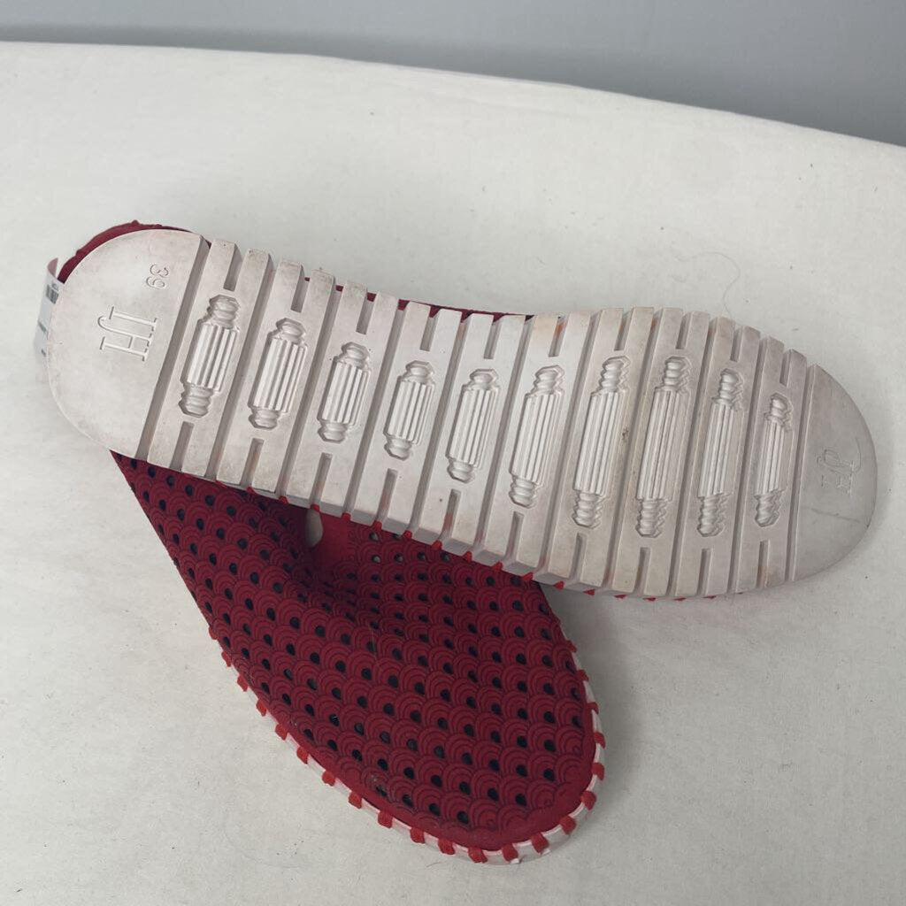 Shoes 8 Red/White