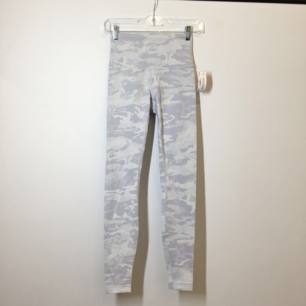 Lululemon Athletic Bottoms 4/S Gray Camo
