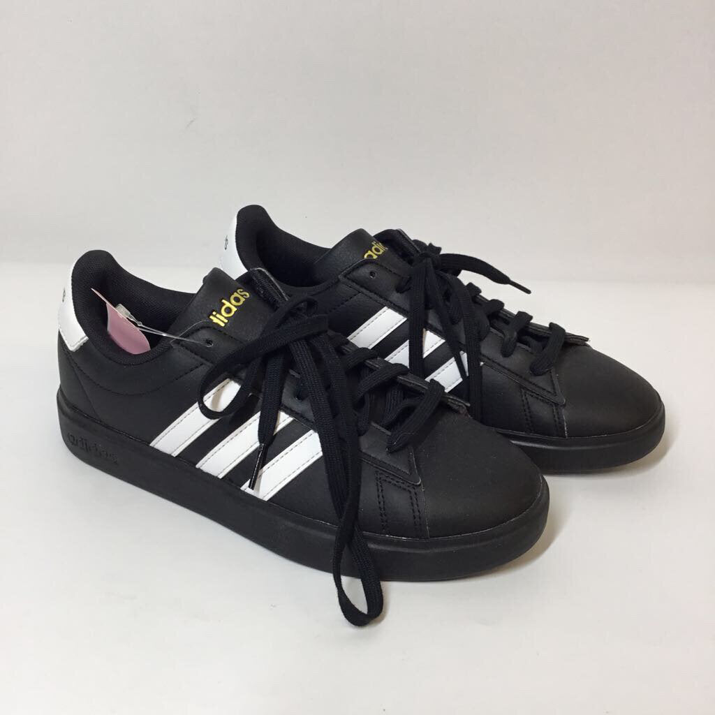 Adidas Shoes 7.5 Denim