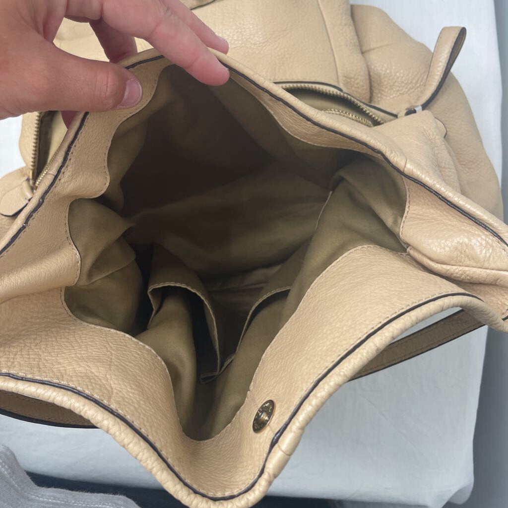 Coach Purses Medium Shoulder Bag Beige
