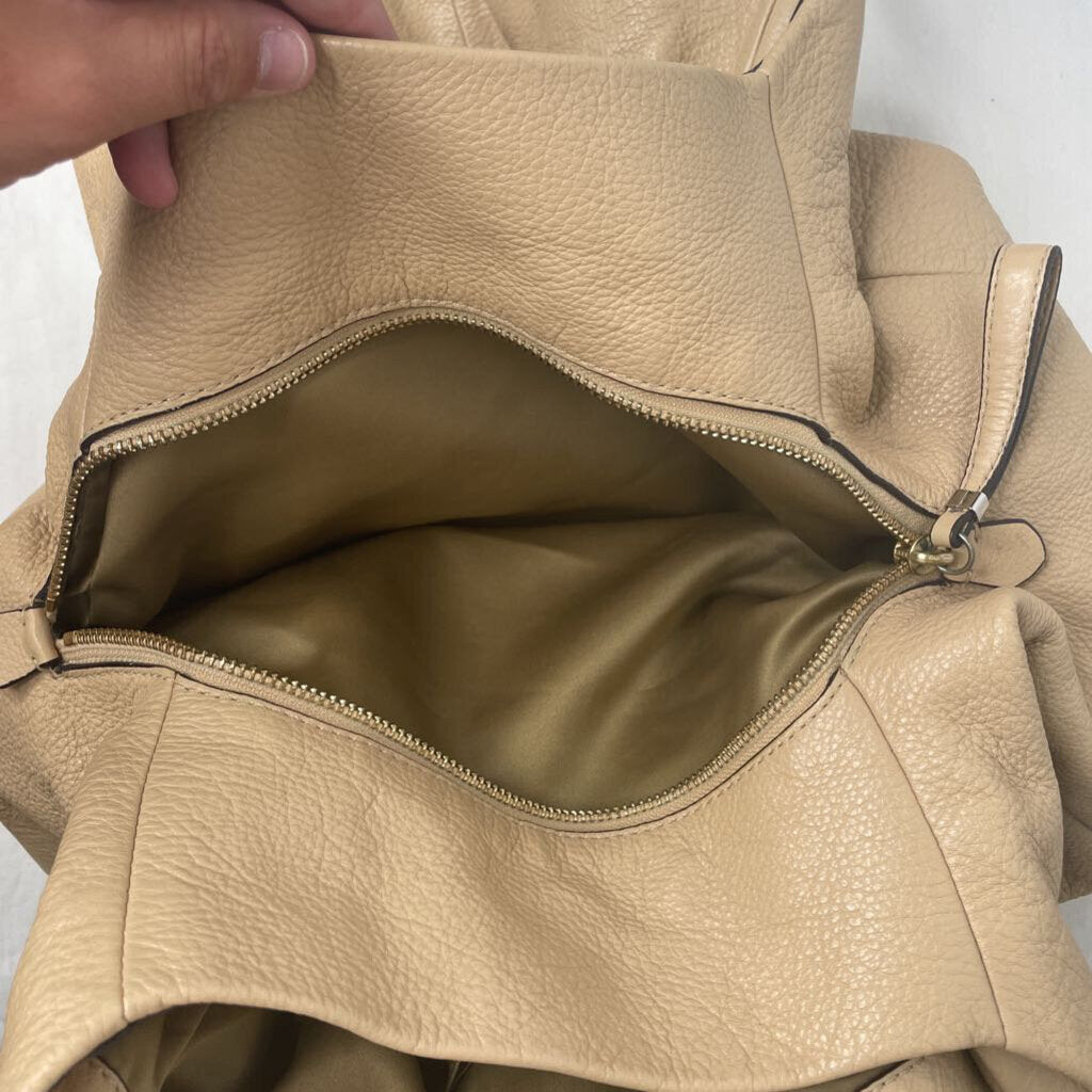 Coach Purses Medium Shoulder Bag Beige